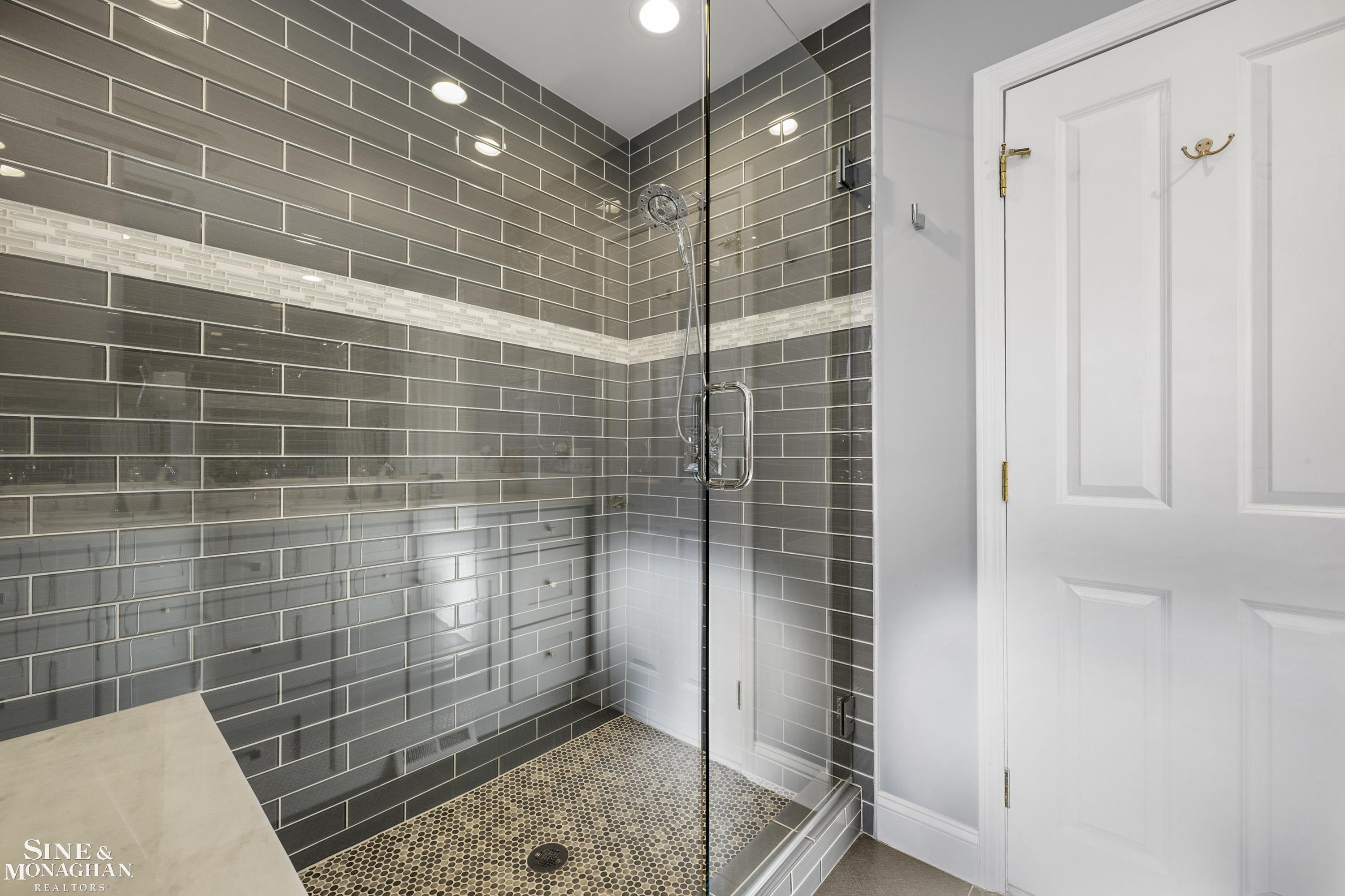 520 Roslyn Road Grosse Pointe Woods, MI 48236 - Photo 27 of 55