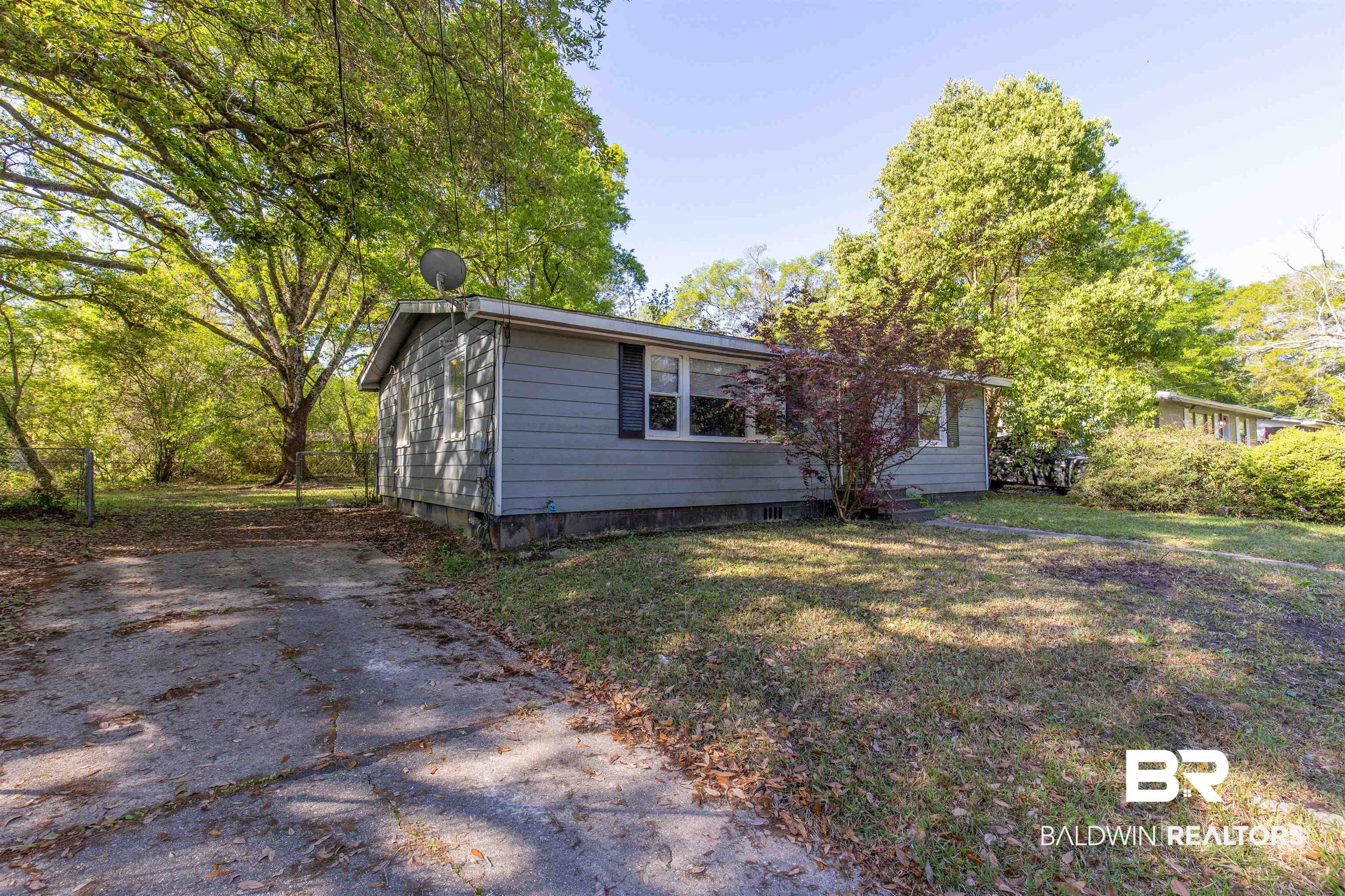 2503 Pineway Drive South Mobile, AL 36605 - Photo 3 of 18