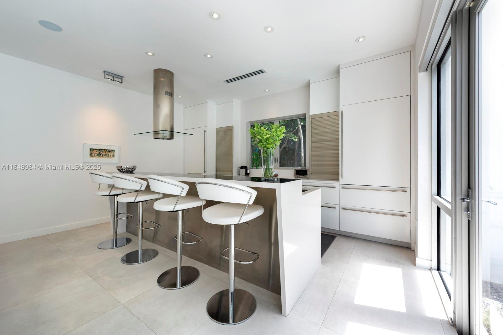 3175 Washington Street Miami, FL 33133 - Photo 14 of 42