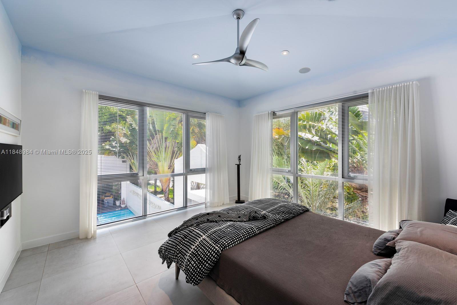 3175 Washington Street Miami, FL 33133 - Photo 34 of 42