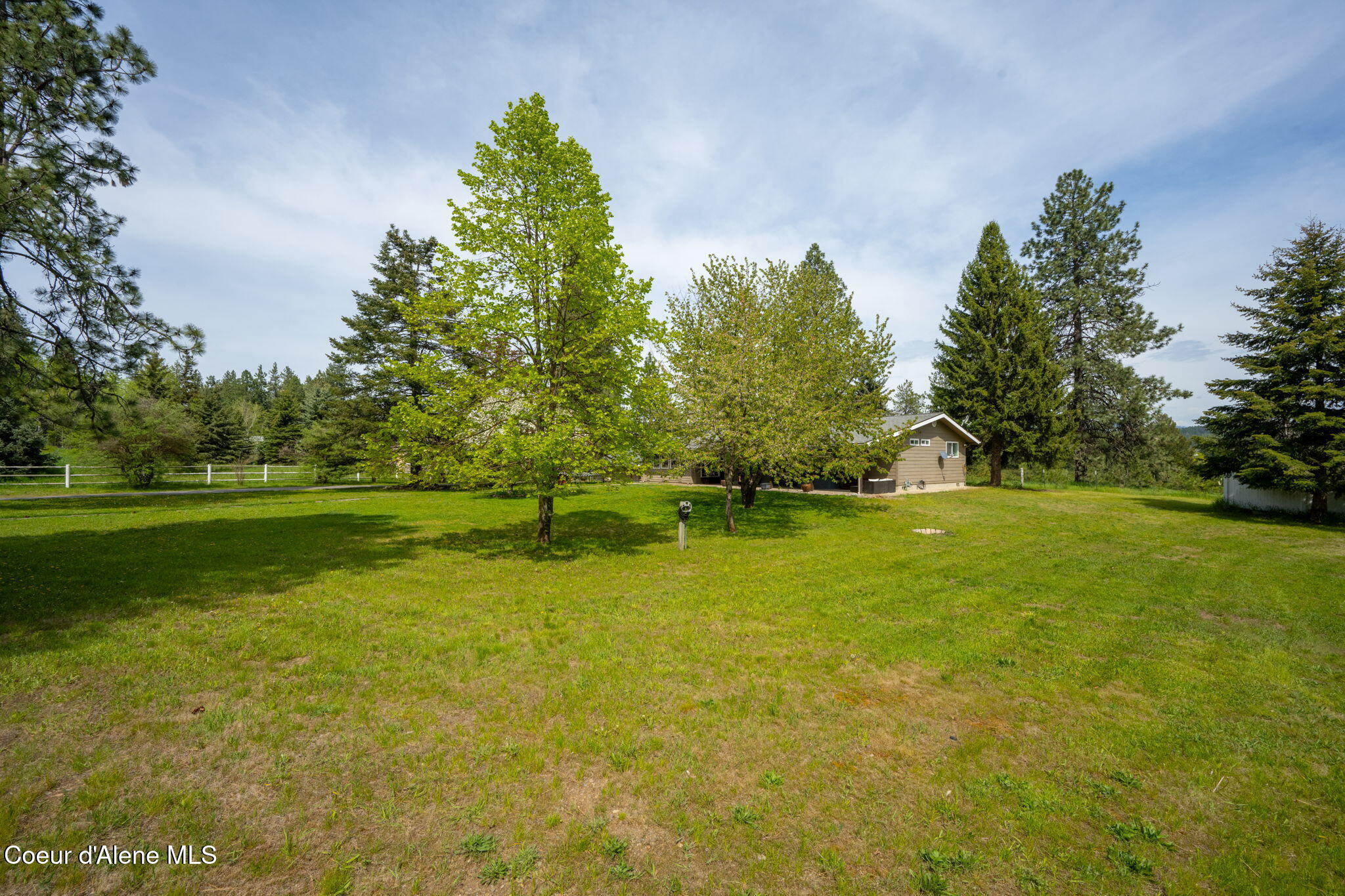 2087 East Glacier Road Hayden, ID 83835 - Photo 60 of 82 Backyard