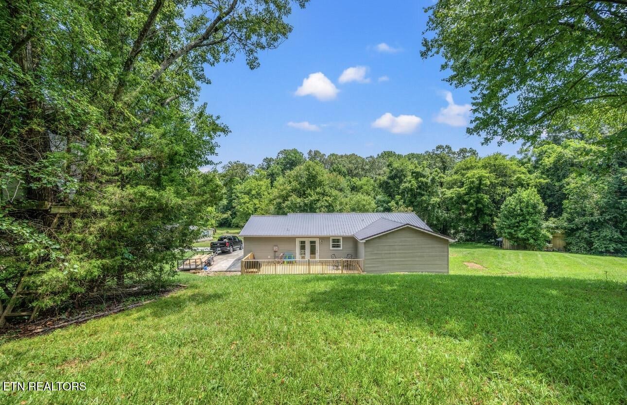 995 Spring Creek Road Dandridge, TN 37725 - Photo 30 of 33 Gallery Image 30