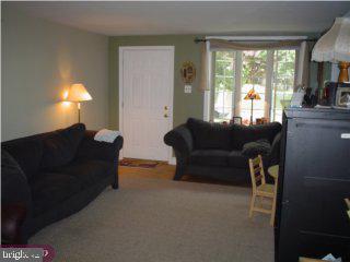 114 Alverstone Road Upper Darby, PA 19018 - Photo 2 of 5 Gallery Image 2