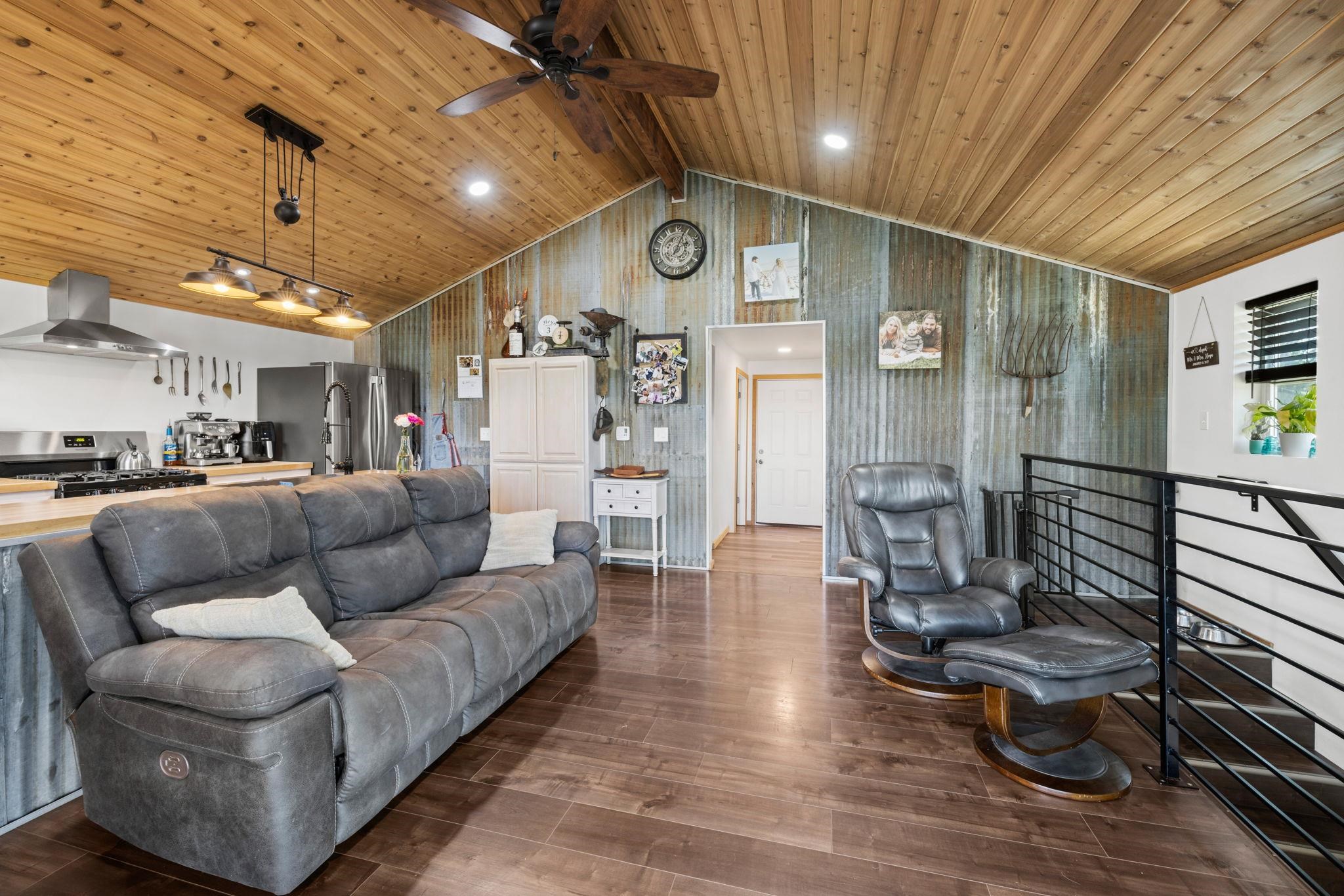 14321 Roberts Road Mica, WA 99023 - Photo 13 of 31