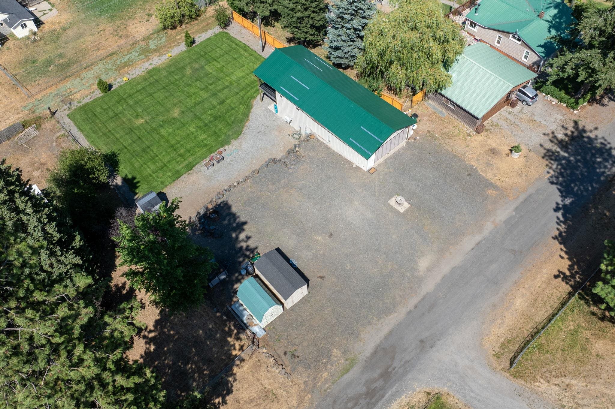 14321 Roberts Road Mica, WA 99023 - Photo 28 of 31