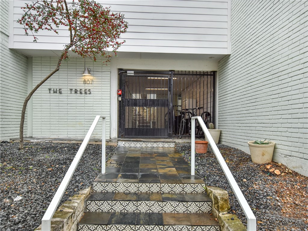 807 Blanco Street, Unit 304 Austin, TX 78703 - Photo 1 of 1 a view of a house with a bath tub