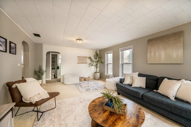 $275,000 | 195 West Gatchell Street, Buffalo, WY 82834