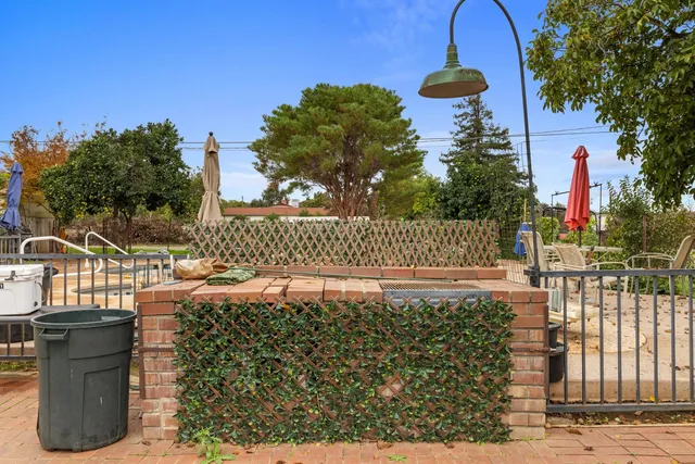 $985,000 | 6803 Cox Road, Linden, CA 95236