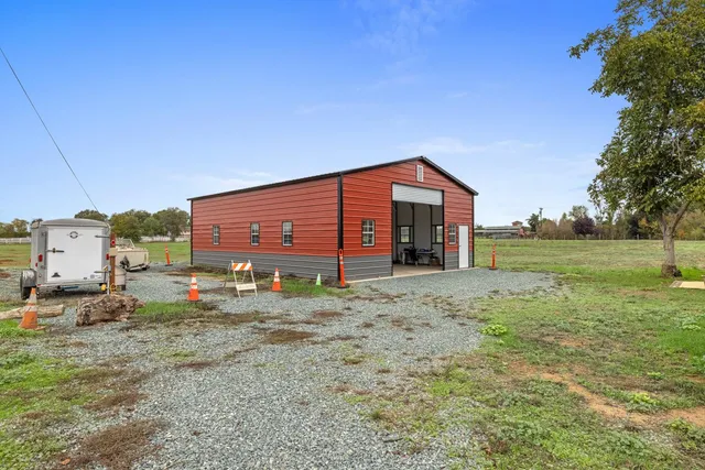 $985,000 | 6803 Cox Road, Linden, CA 95236