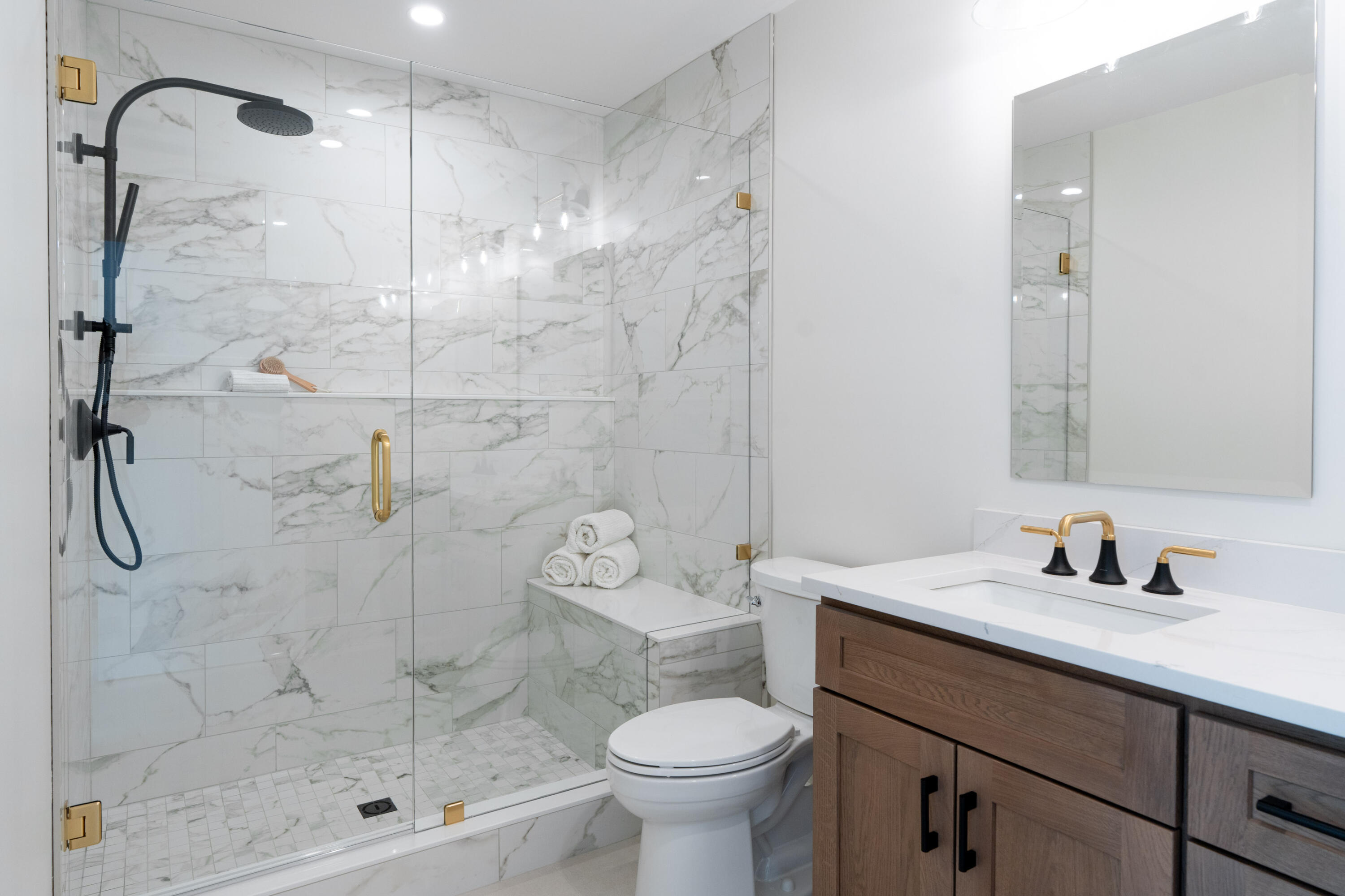 22 Daybreak Lane, Unit 11 Windham, ME 04062 - Photo 17 of 25 2.interior-25