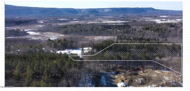 $90,000 | 4 Jani Lane, Guilderland, NY 12186