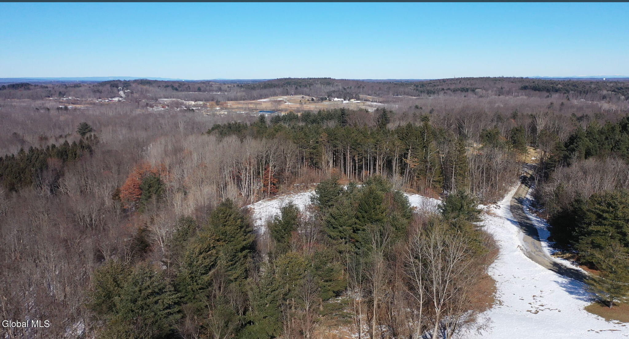 4 Jani Lane Guilderland, NY 12186 - Photo 6 of 8 7-web-or-mls-4-jani-ln