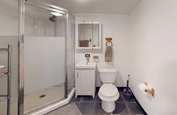 $785,000 | 3036 North Kedzie Avenue, Chicago, IL 60618