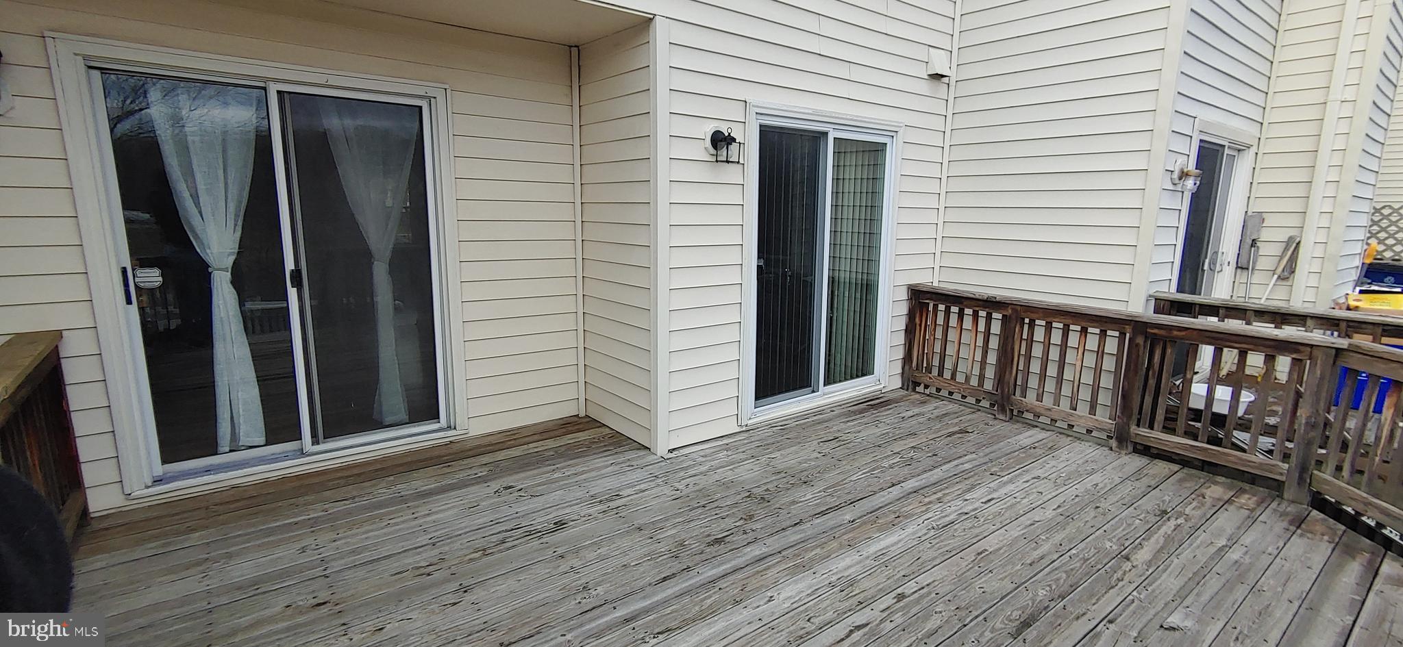 12325 Sandy Point Court Silver Spring, MD 20904 - Photo 27 of 32 Spacious Deck