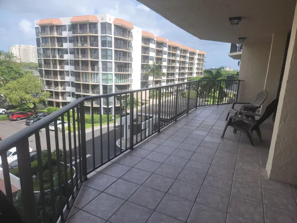 $6,500 | 859 Jeffery Street, Unit 506, Boca Raton, FL 33487