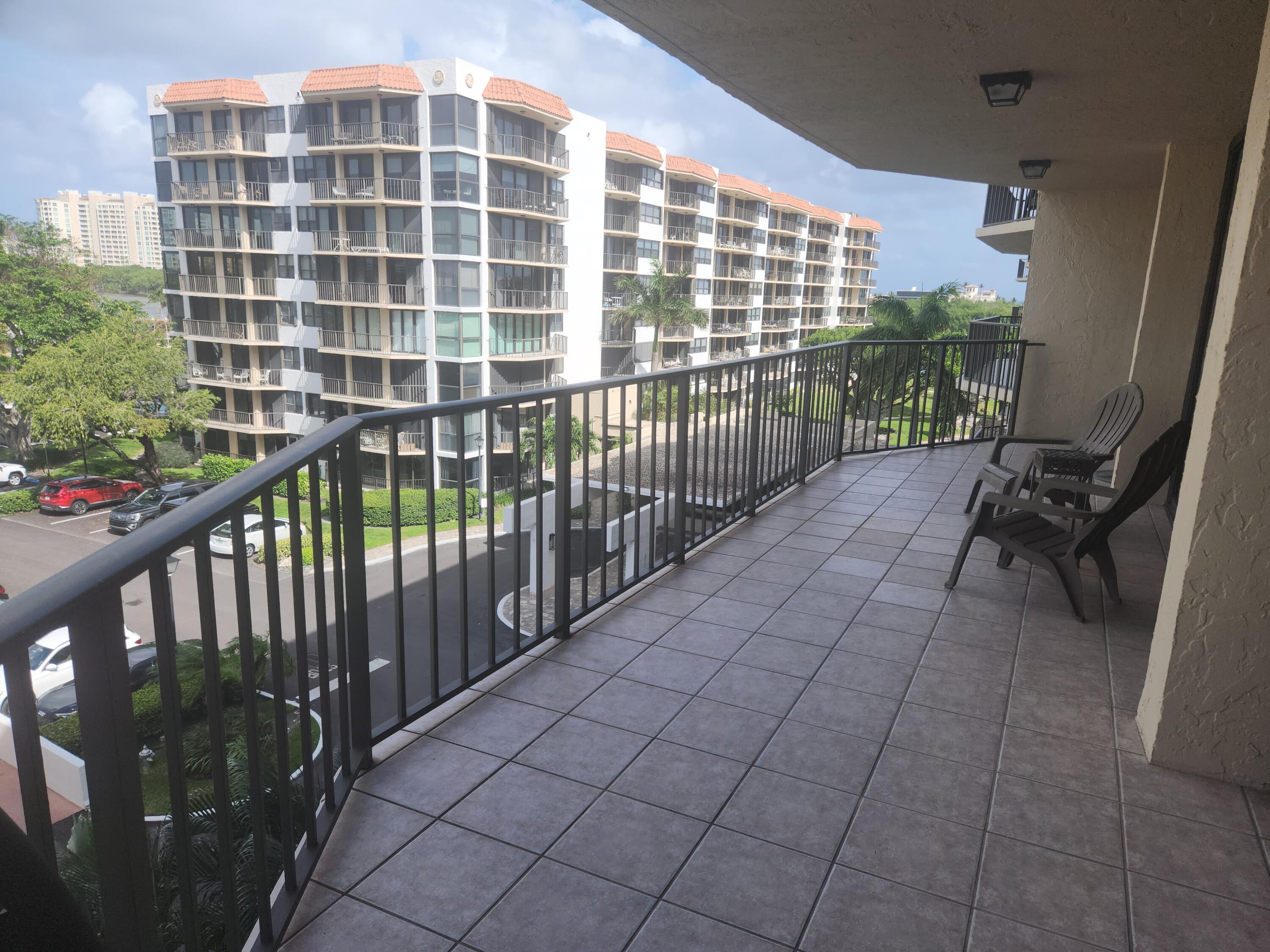 859 Jeffery Street, Unit 506 Boca Raton, FL 33487 - Photo 15 of 80 859 Jeffery street unit 506 22