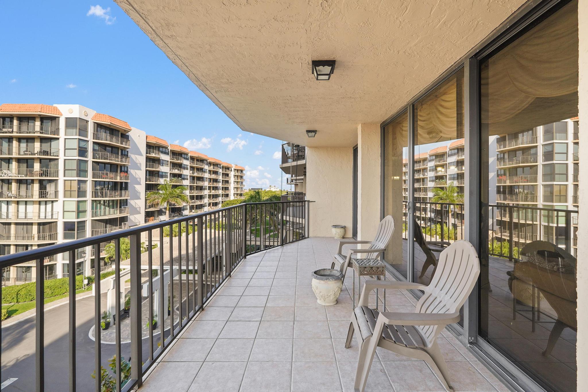 859 Jeffery Street, Unit 506 Boca Raton, FL 33487 - Photo 16 of 80 859 Jeffery St 506 new pic 13