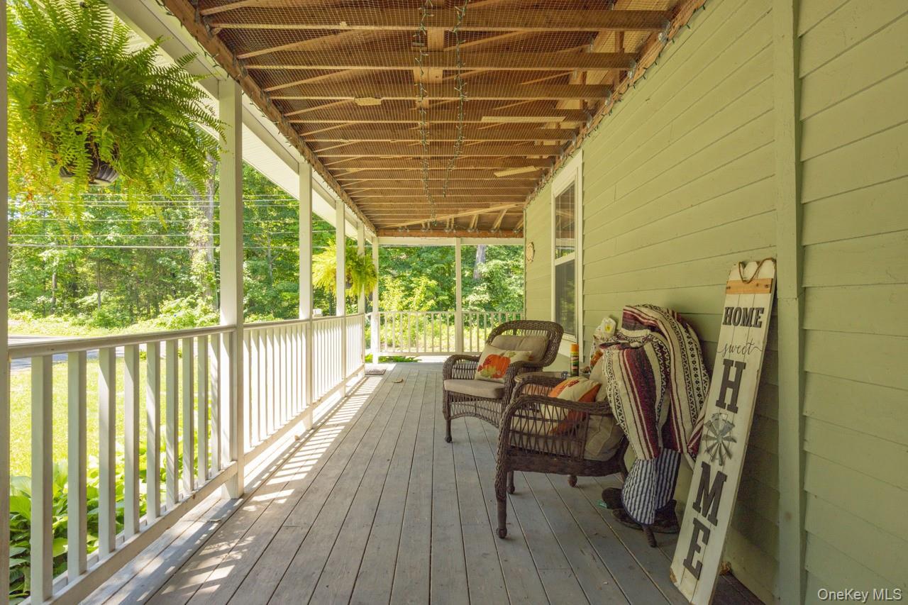 355 Fosler Road Wallkill, NY 12589 - Photo 5 of 49