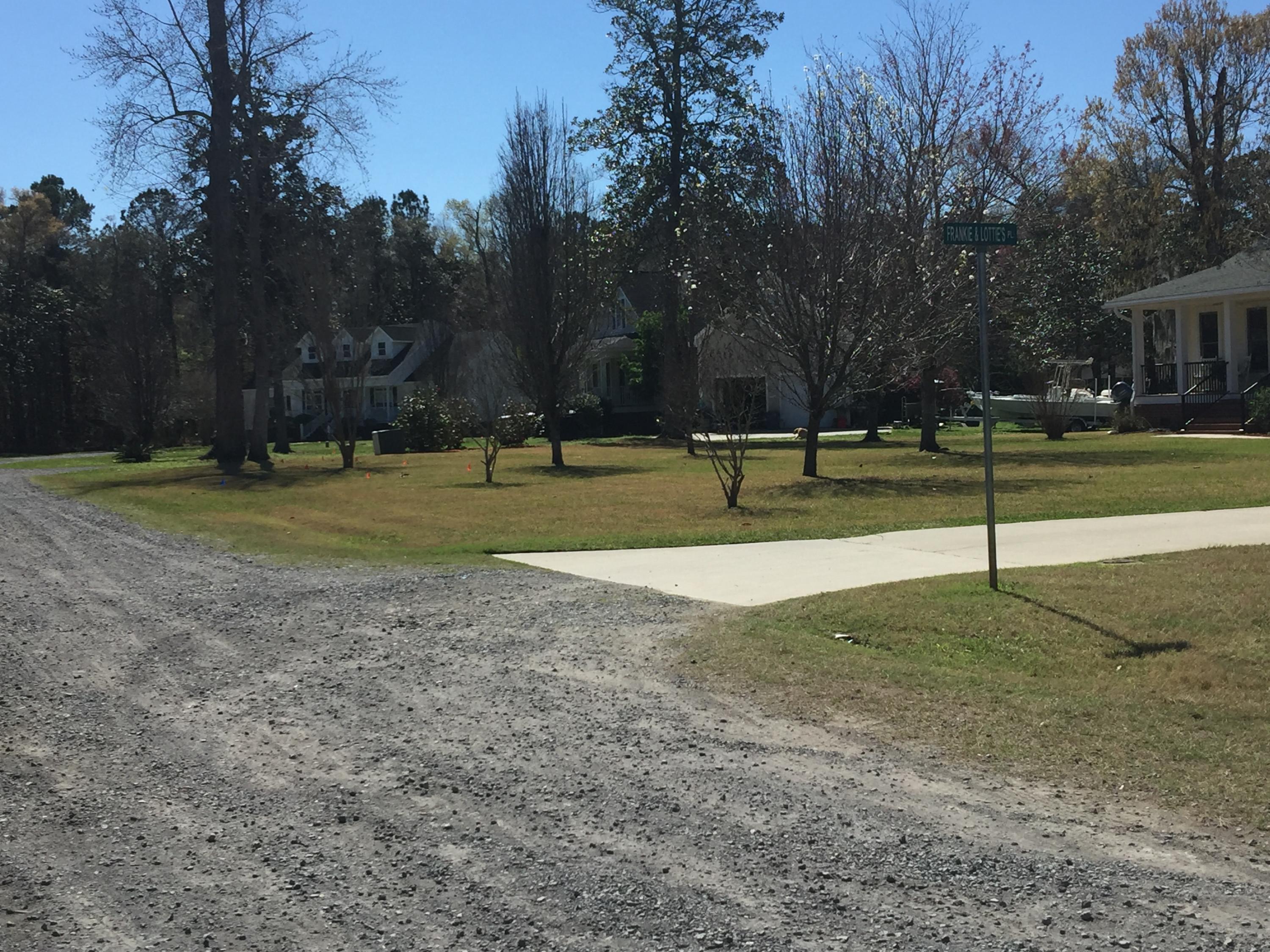 621 Thrasher Thicket Road Charleston, SC 29412 - Photo 11 of 12 IMG_5496