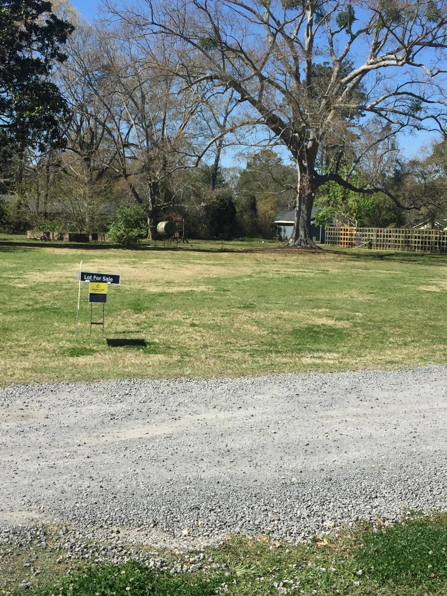 621 Thrasher Thicket Road Charleston, SC 29412 - Photo 8 of 12 IMG_5493