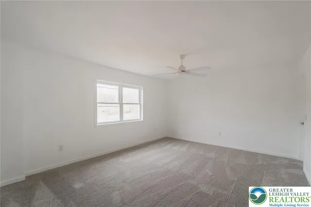 $419,900 | 2641 Yellowstone Drive, Blakeslee, PA 18610