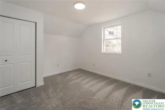 $419,900 | 2641 Yellowstone Drive, Blakeslee, PA 18610