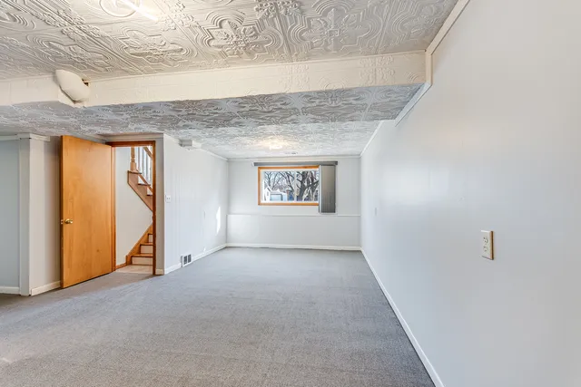 $420,000 | 154 South Ellyn Avenue, Glen Ellyn, IL 60137