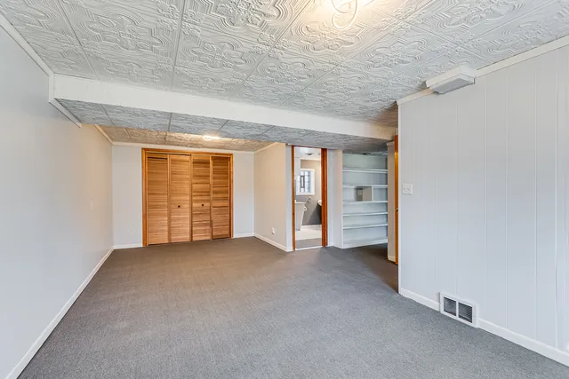 $420,000 | 154 South Ellyn Avenue, Glen Ellyn, IL 60137