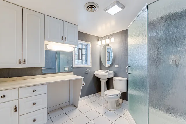 $420,000 | 154 South Ellyn Avenue, Glen Ellyn, IL 60137