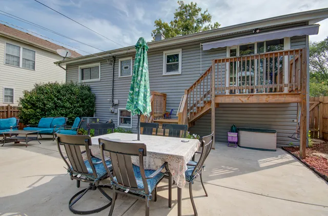 $420,000 | 154 South Ellyn Avenue, Glen Ellyn, IL 60137