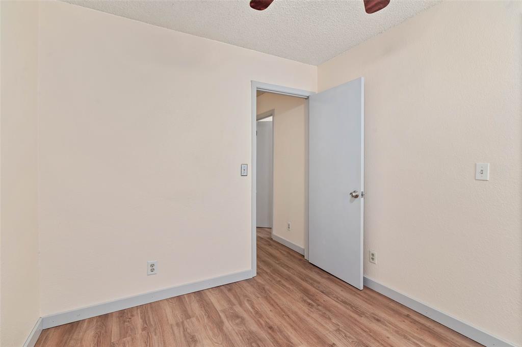 700 West Collins Street Denton, TX 76201 - Photo 31 of 36