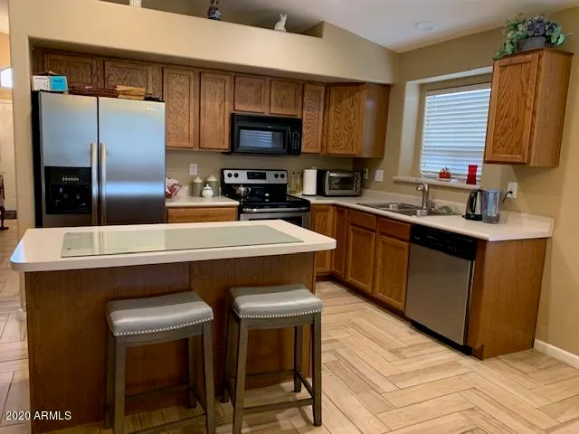 $2,600 | 3901 West Kings Avenue, Phoenix, AZ 85053