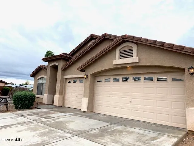 $2,600 | 3901 West Kings Avenue, Phoenix, AZ 85053