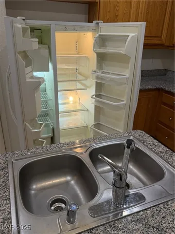 $1,750 | 8164 Herring Avenue, Las Vegas, NV 89147