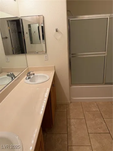 $1,750 | 8164 Herring Avenue, Las Vegas, NV 89147