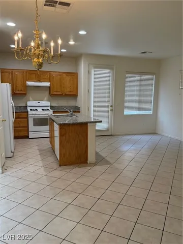 $1,750 | 8164 Herring Avenue, Las Vegas, NV 89147