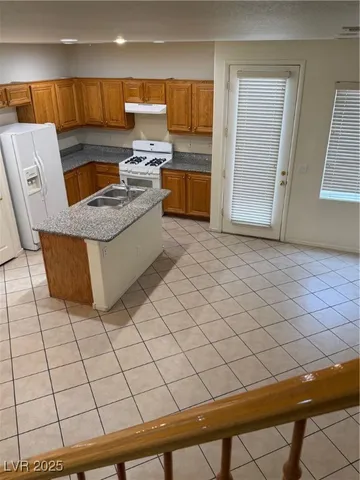 $1,750 | 8164 Herring Avenue, Las Vegas, NV 89147