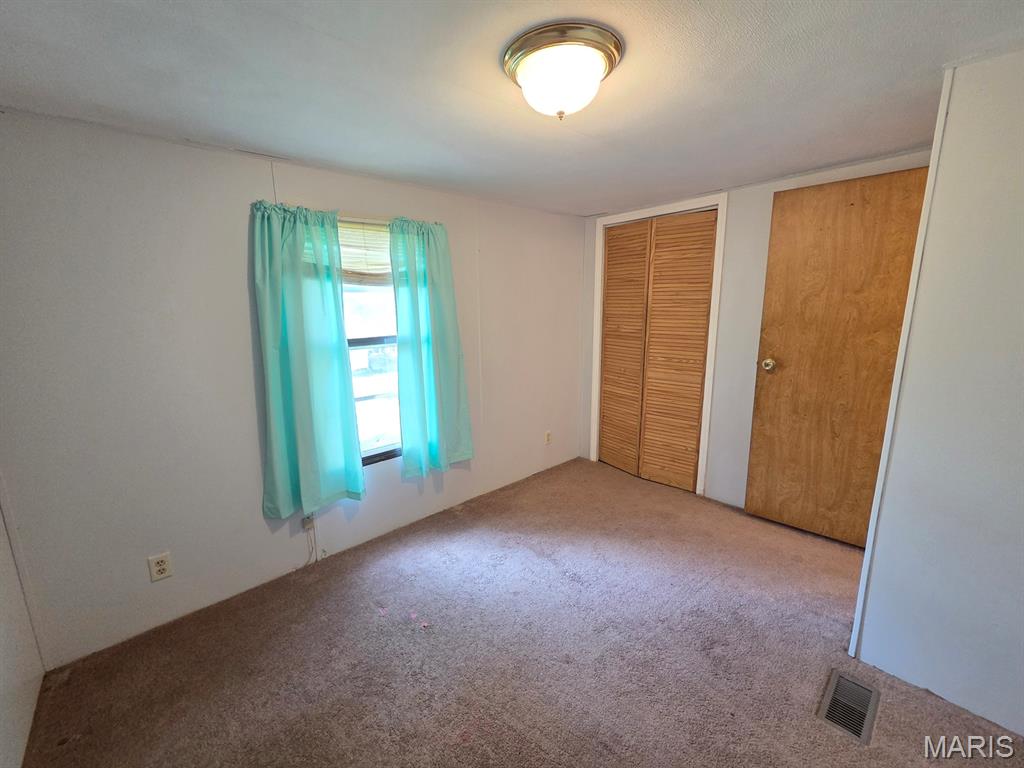 207 Main Street La Belle, MO 63447 - Photo 32 of 41 Gallery Image 32