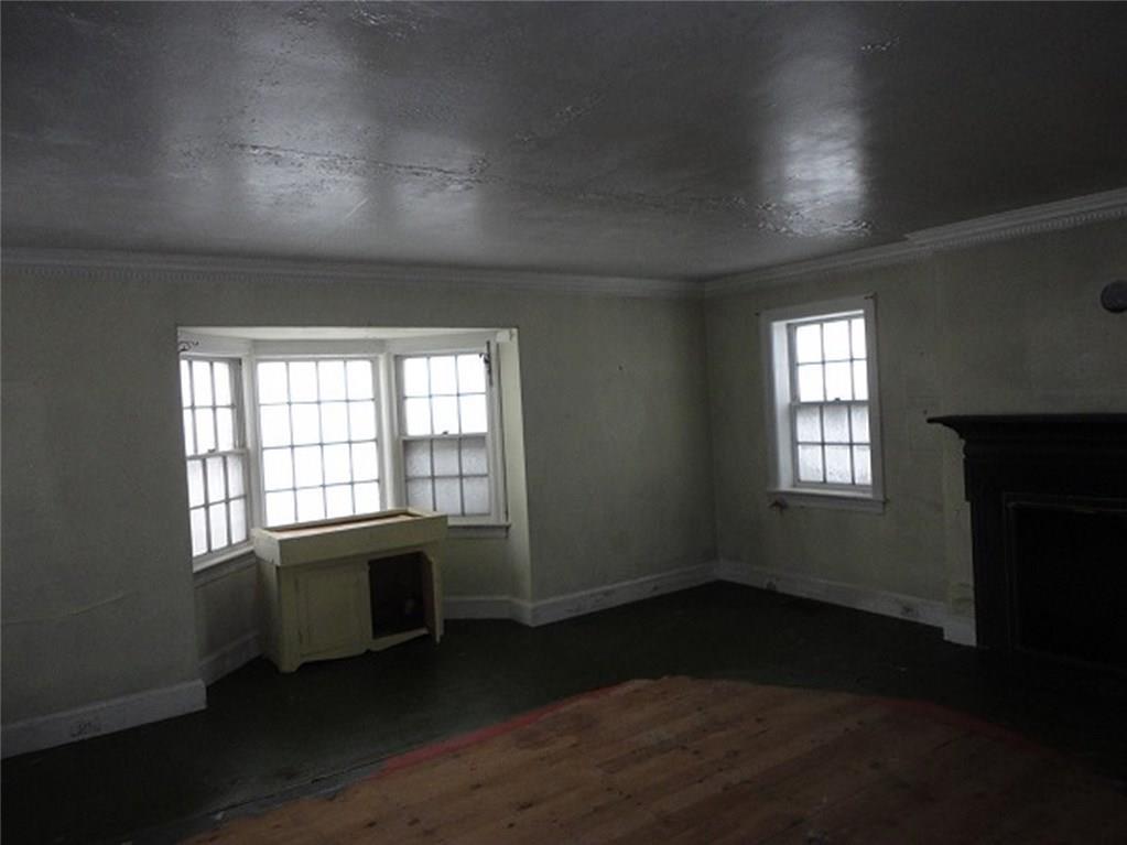 666 Wiscasset Road Boothbay, ME 04537 - Photo 13 of 30 LIVING ROOM
