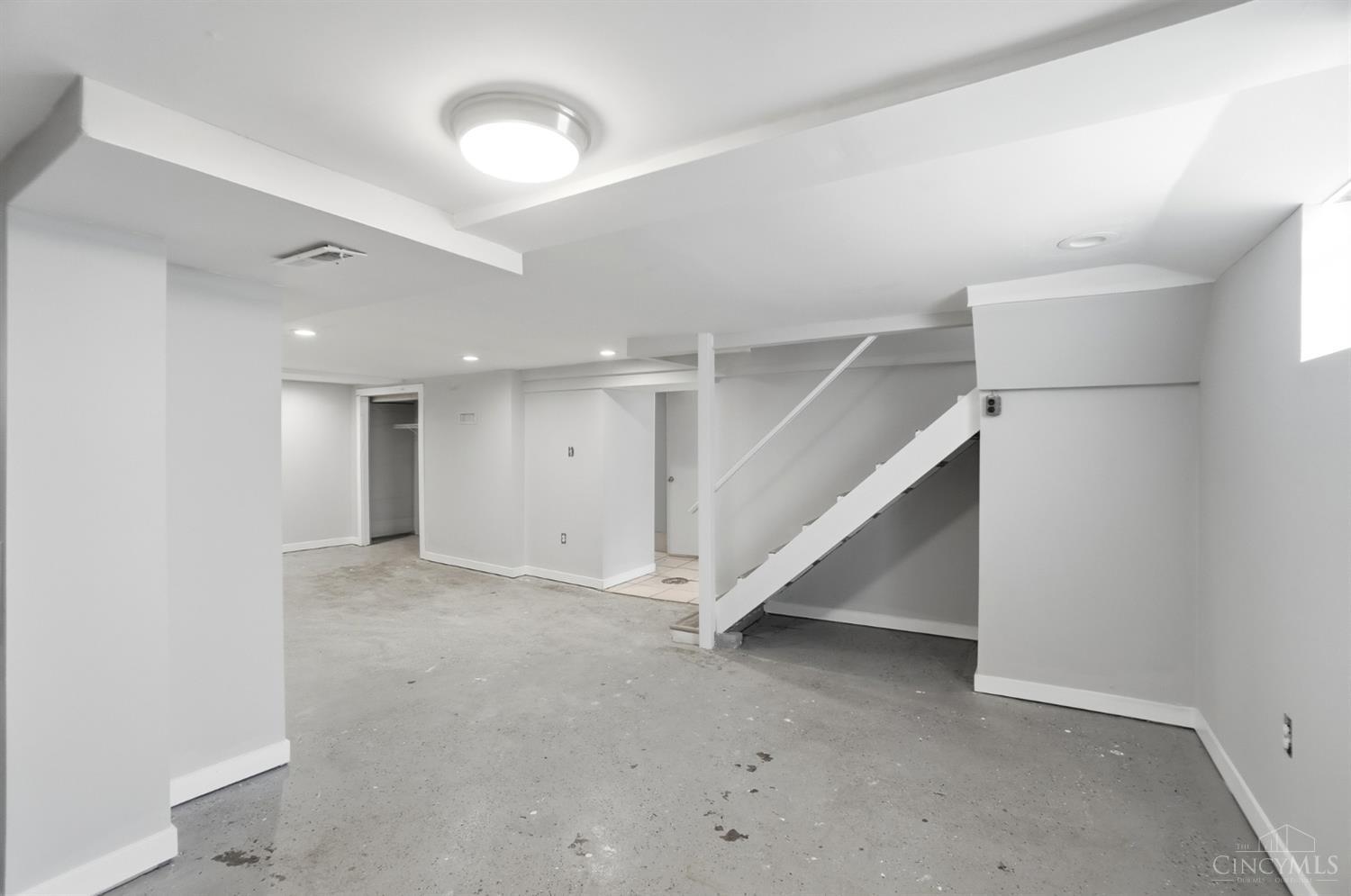 3548 Eyrich Road Cincinnati, OH 45248 - Photo 24 of 33