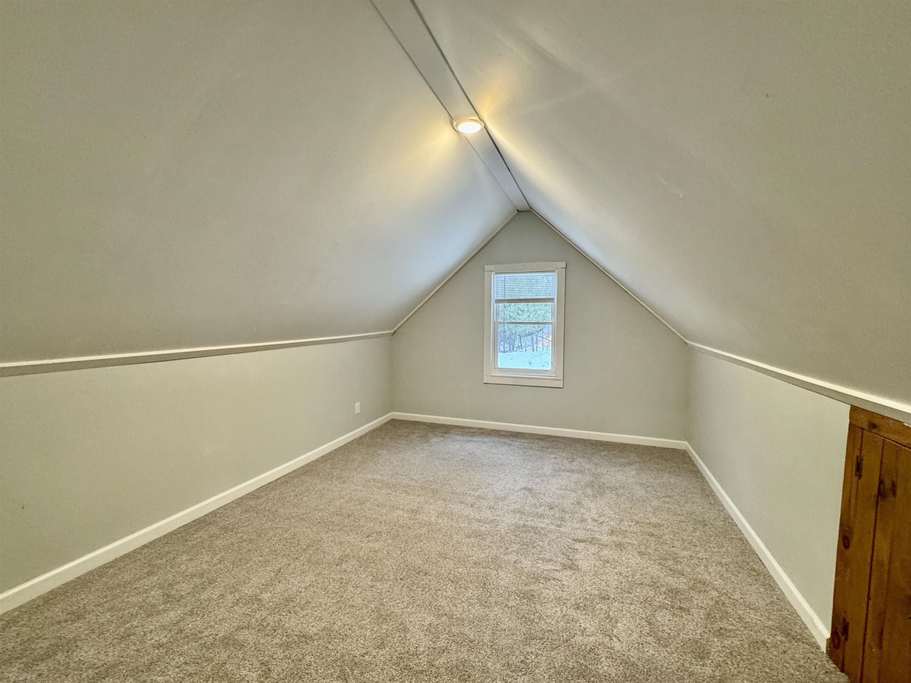 136 Ann Wilson Road Derby, VT 05829 - Photo 16 of 26