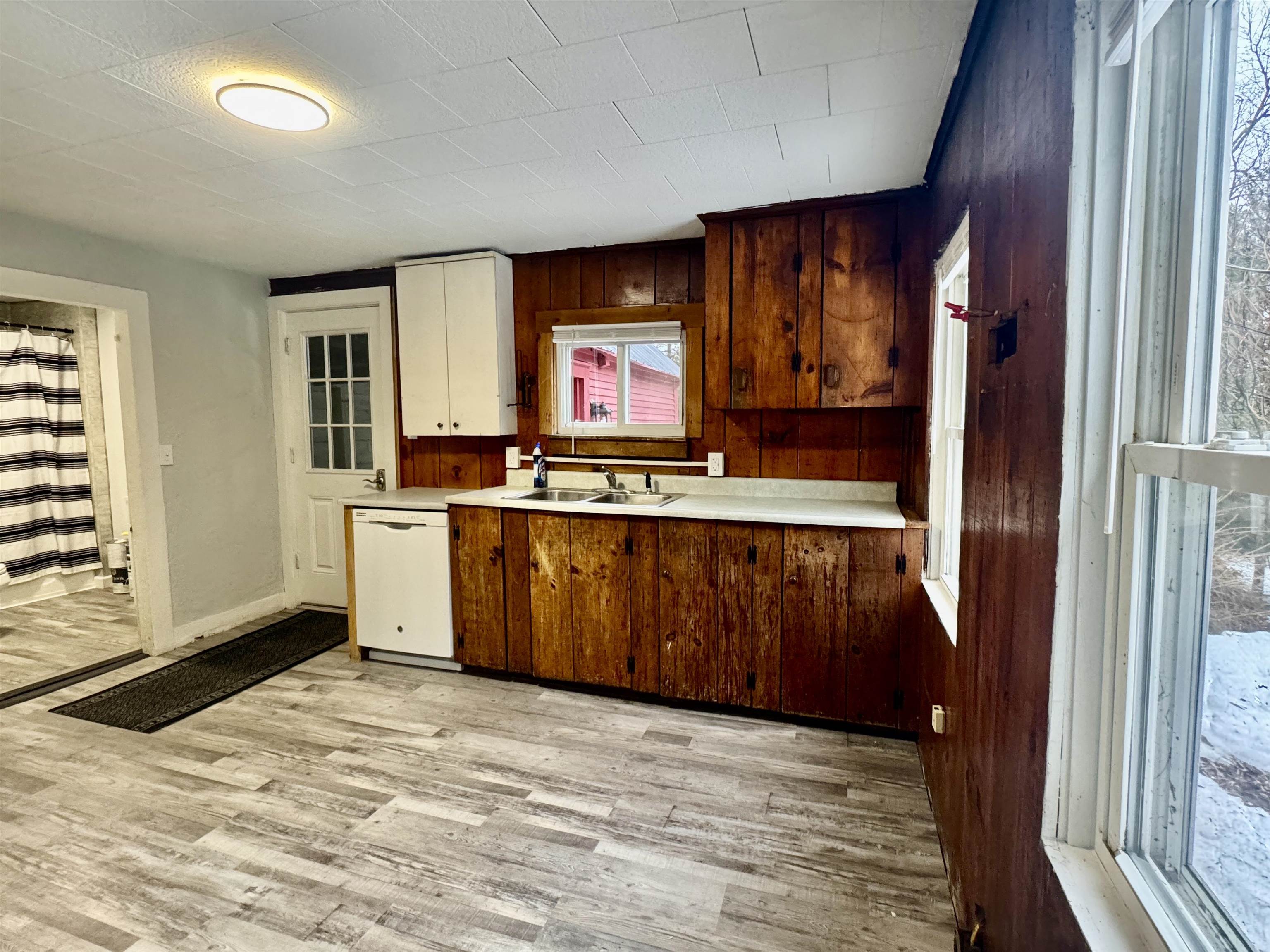 136 Ann Wilson Road Derby, VT 05829 - Photo 3 of 26