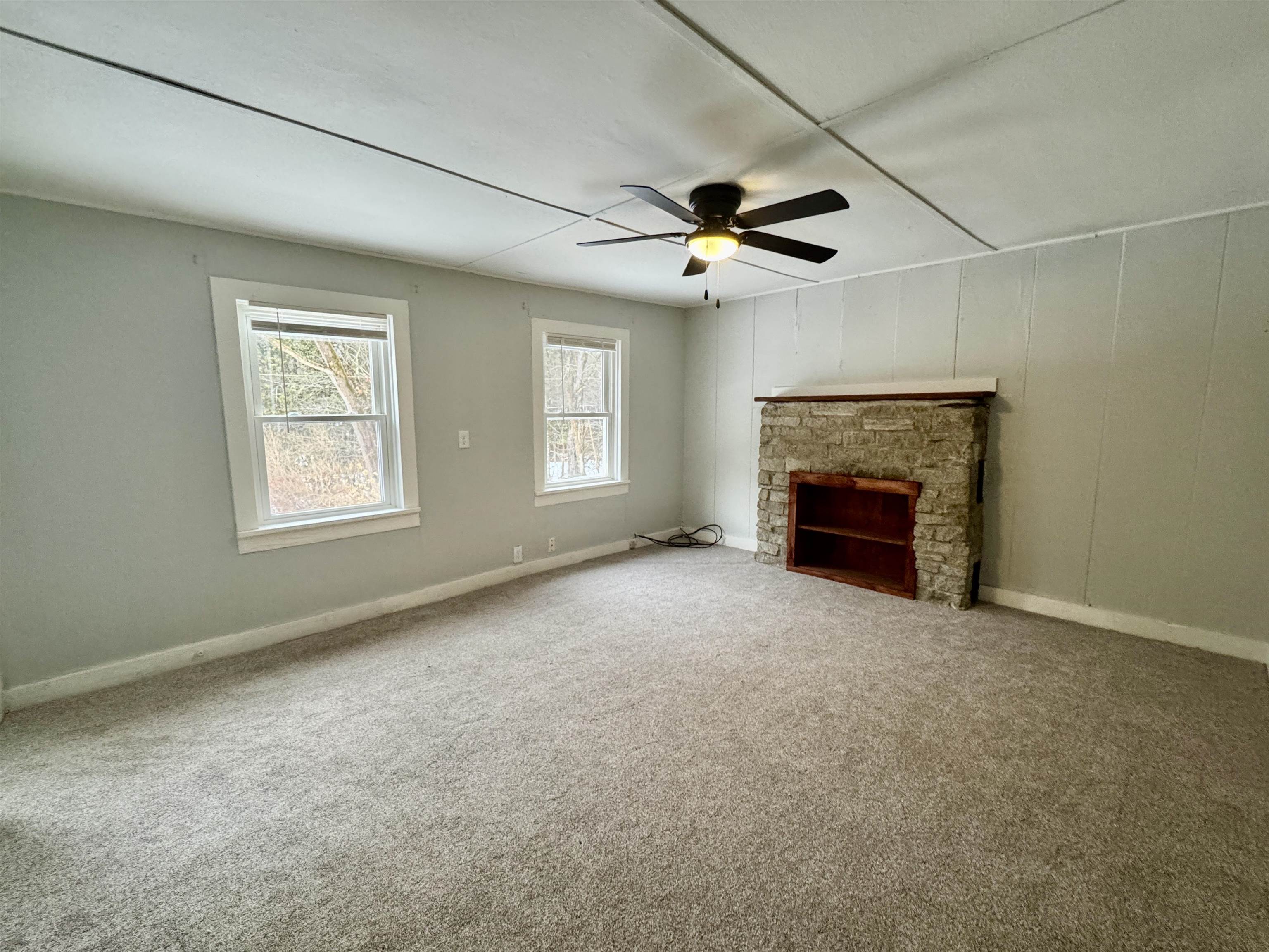 136 Ann Wilson Road Derby, VT 05829 - Photo 6 of 26