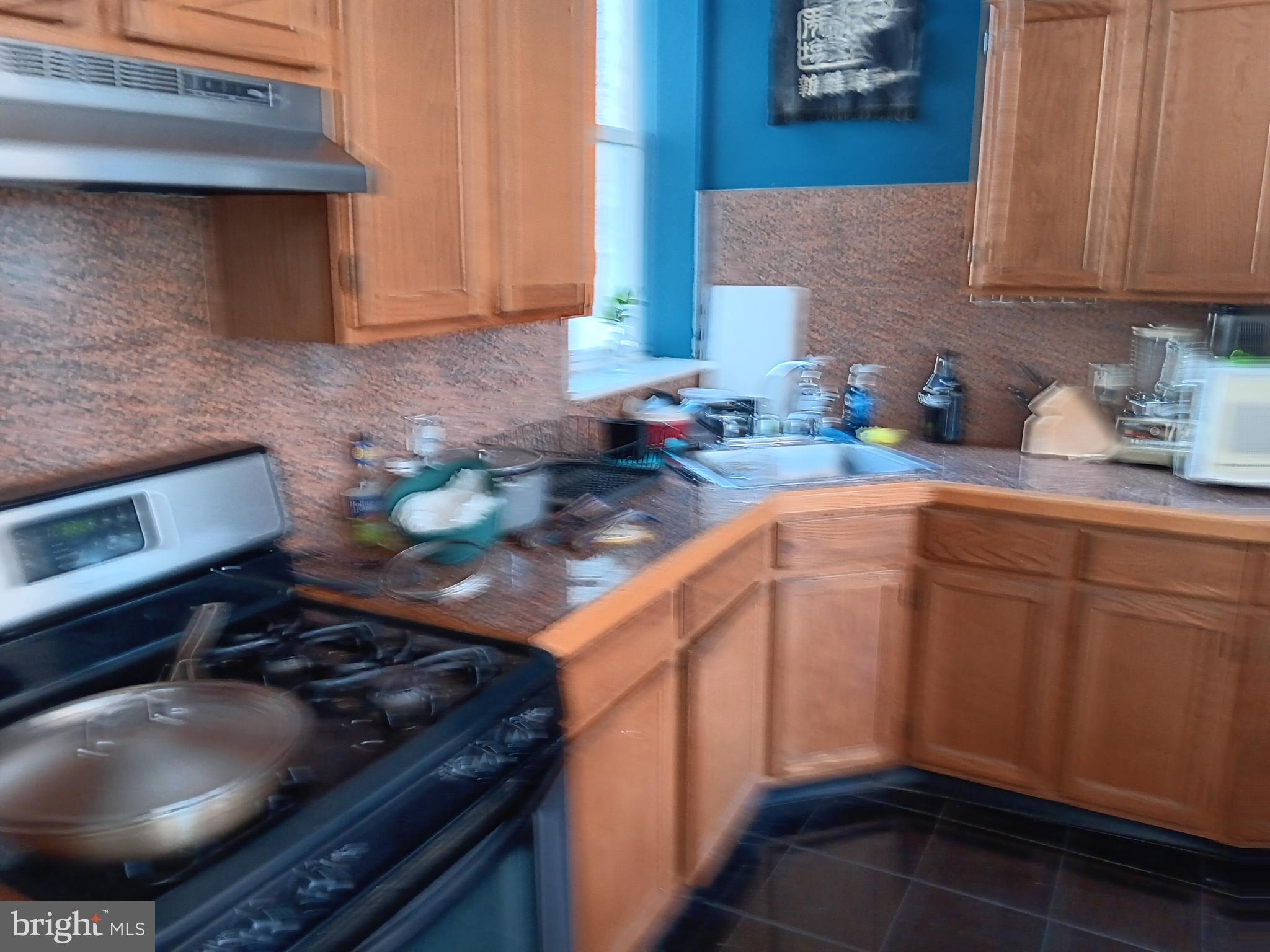 1611 Christian Street, Unit BED 2 Philadelphia, PA 19146 - Photo 3 of 7