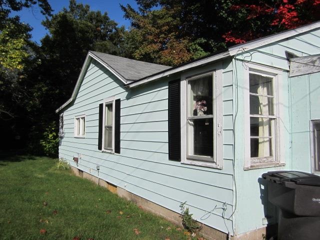 1805 Osolo Road Elkhart, IN 46514 - Photo 2 of 14 Gallery Image 2