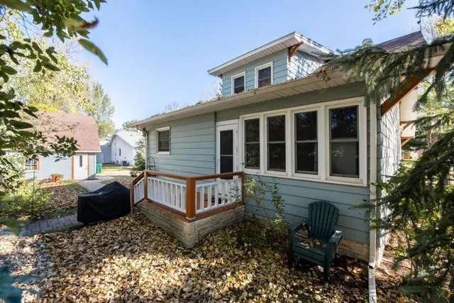 $249,900 | 407 Main Avenue, Carlos, MN 56319