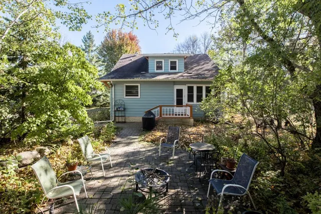 $249,900 | 407 Main Avenue, Carlos, MN 56319