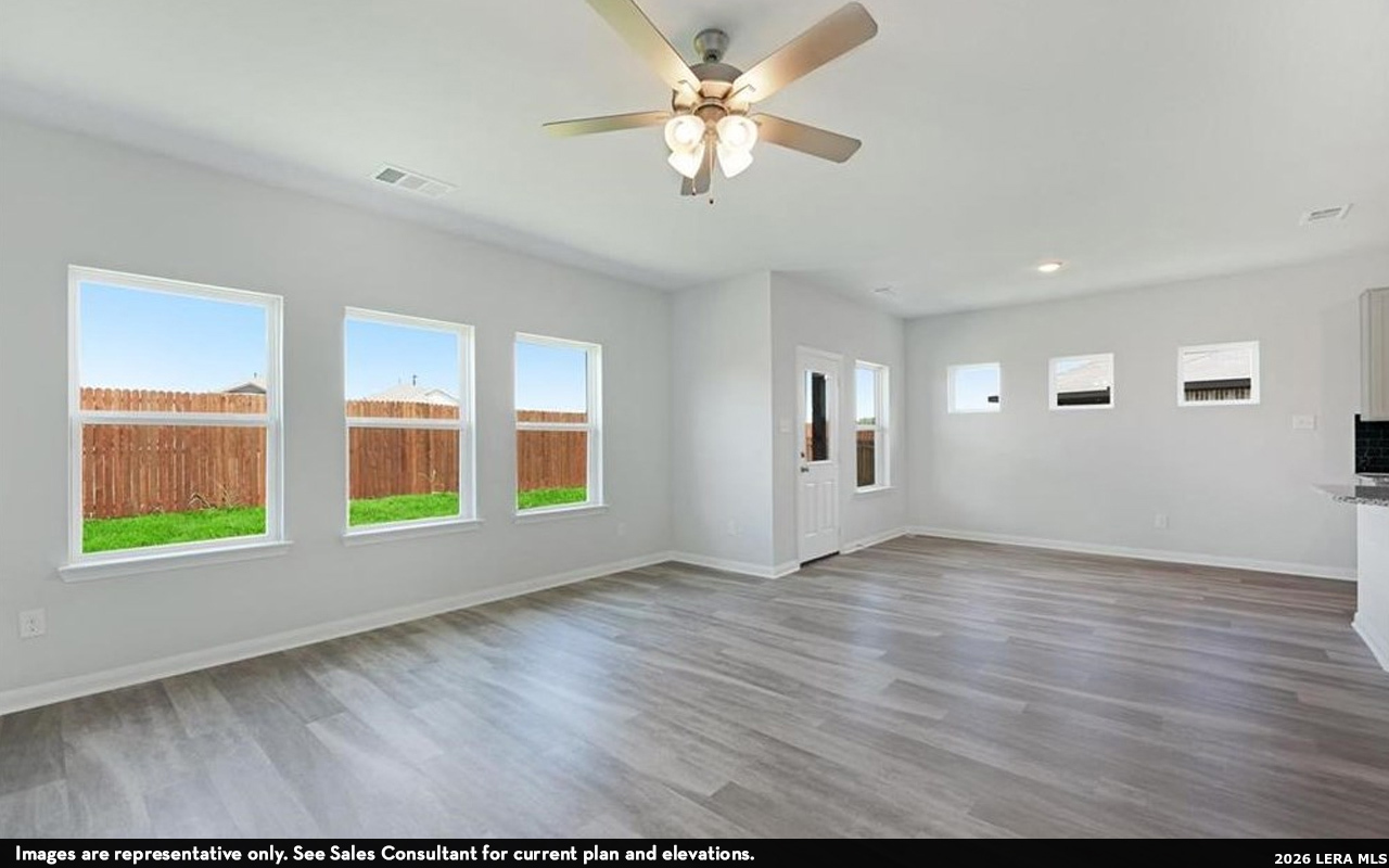 16307 Bonfire Pass Elmendorf, TX 78112 - Photo 4 of 20