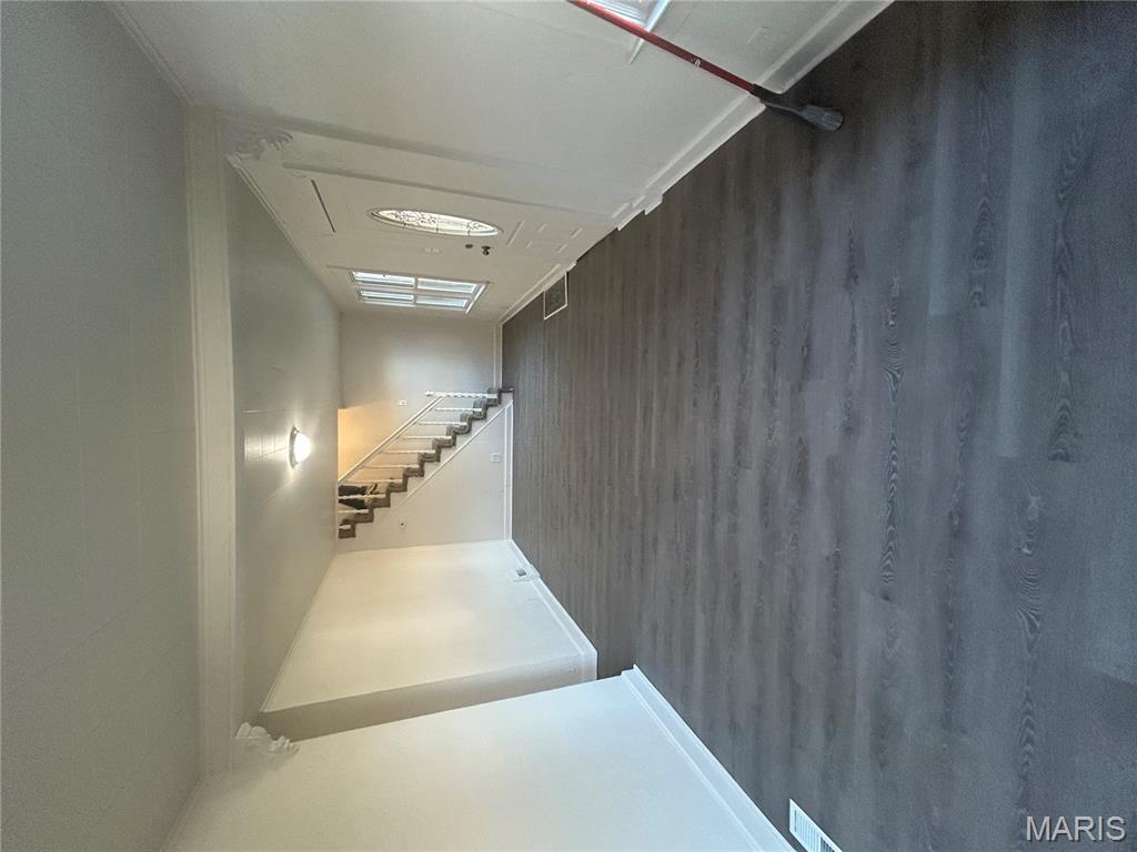 3306 Falling Springs Road Cahokia, IL 62206 - Photo 2 of 16