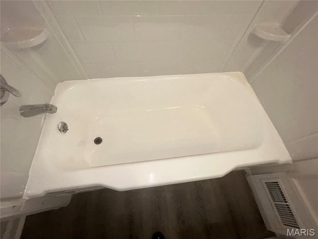 3306 Falling Springs Road Cahokia, IL 62206 - Photo 5 of 16